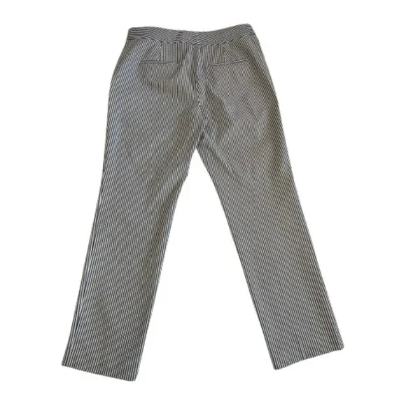 Ann Taylor Women' 6 Devin Fit Blue & White Striped Seersucker Cotton Capri Pants - Picture 7 of 13